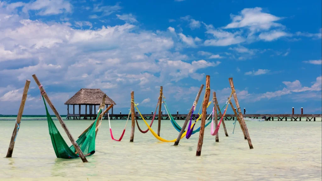 Is_Holbox_Worth_Visiting-2987983617
